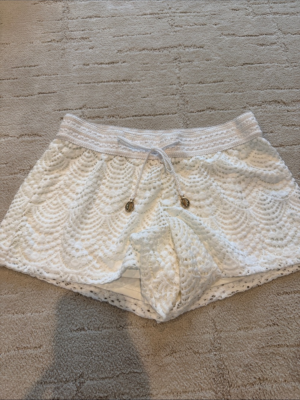 Lilly Pulitzer White Crochet Lace Drawstring Shorts - Small